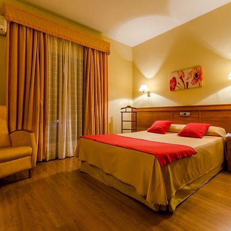 Hotel Zodiaco Bailén Екстериор снимка