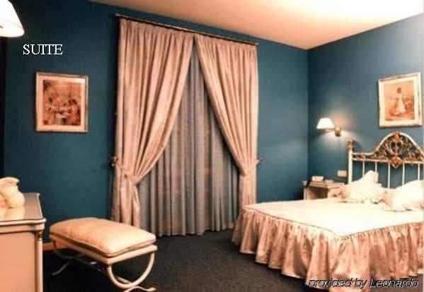 Hotel Zodiaco Bailén Екстериор снимка