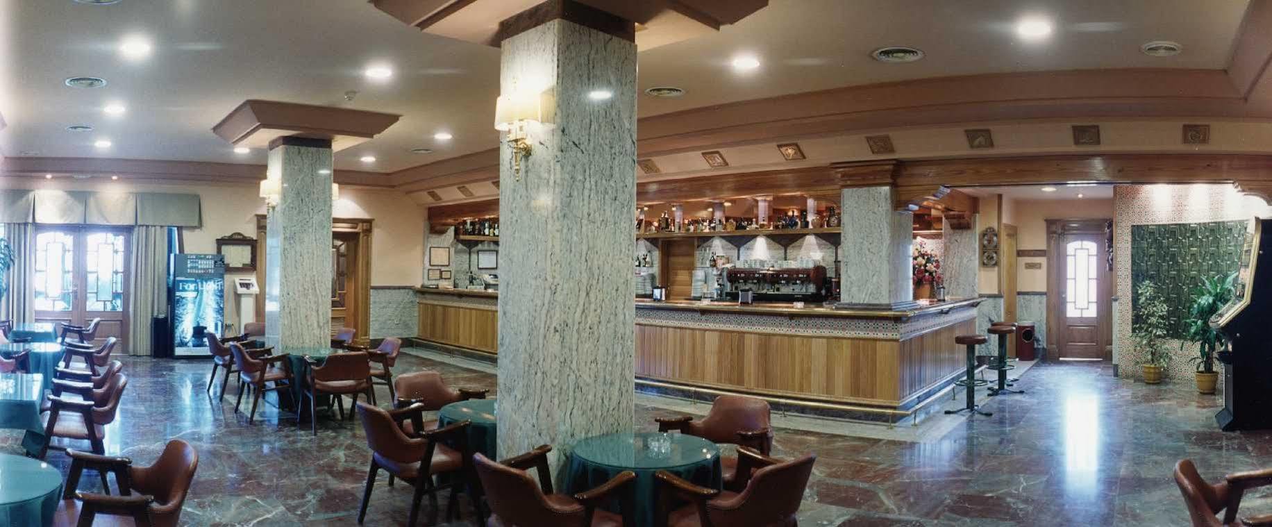 Hotel Zodiaco Bailén Ресторант снимка